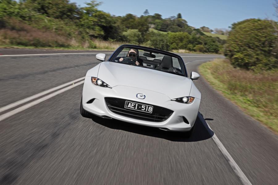  Mazda MX-5 2015 года  (AU) (фото 14 из 30)